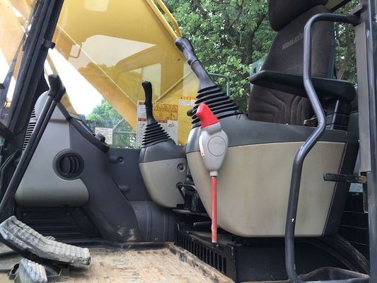 PC200-7 Máy xúc Komatsu đã qua sử dụng nhà cung cấp