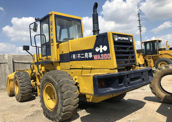 Trọng tải 5.9L Komatsu WA300 Máy xúc bánh lốp đã qua sử dụng phía trước nhà cung cấp
