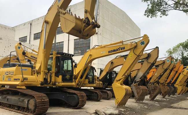 Bán kính đào tối đa 9,09m 22000kgs PC220 Máy xúc Komatsu cũ 0
